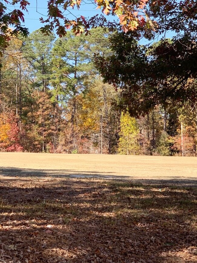 Building Photo - 128 Chesapeake Ct