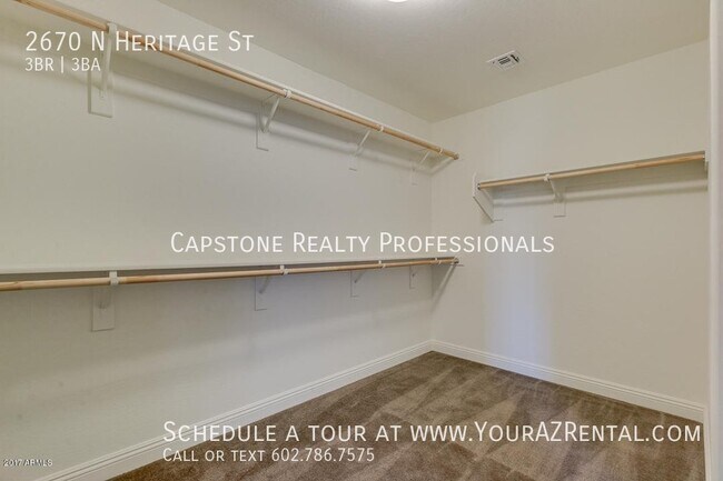 Building Photo - 2670 N Heritage St