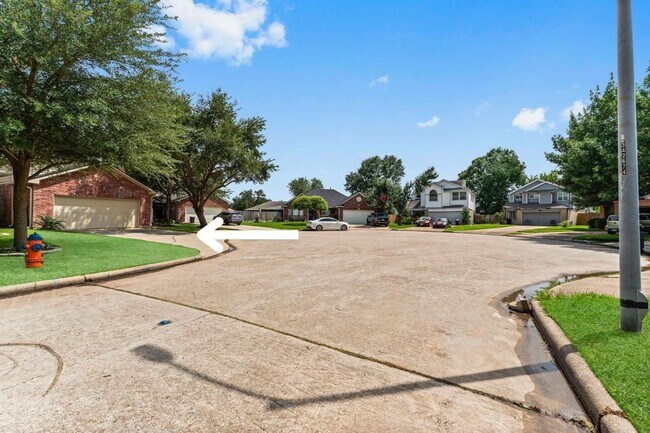 Building Photo - 6614 Autumn Flowers Dr