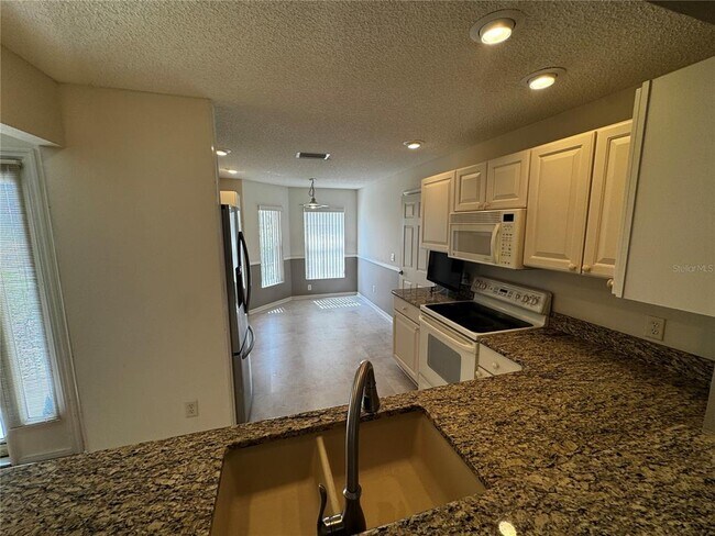 Building Photo - 8063 SE 171st McAlpin St