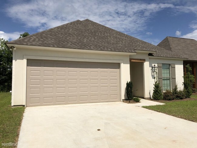 Building Photo - 3 br, 2 bath House - Dutchtown Meadows