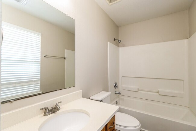 Building Photo - 1043 Verde Trails Dr