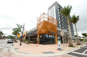 Building Photo - 5300 NW 85th Ave