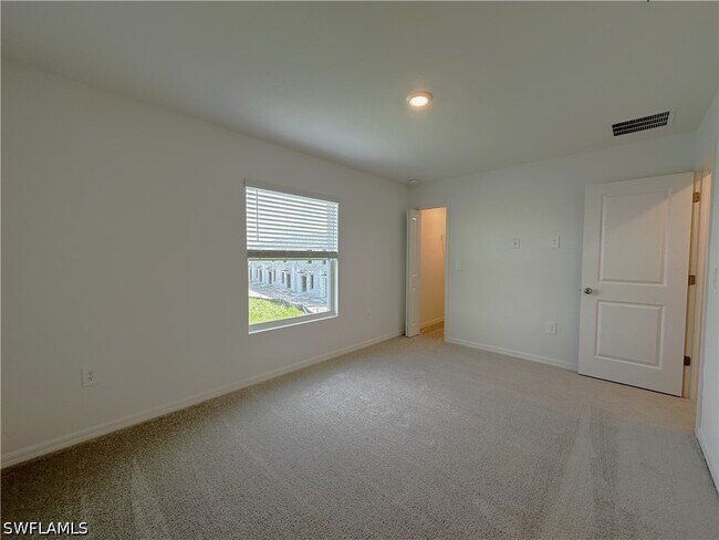Building Photo - 28521 SWEET MEADOW Dr