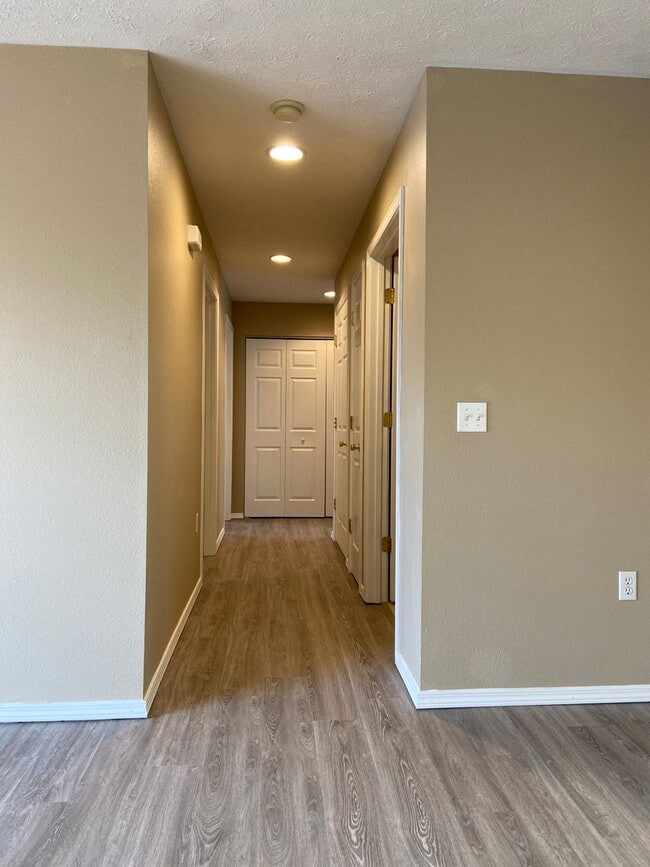 Building Photo - Condominium in Academy Commons