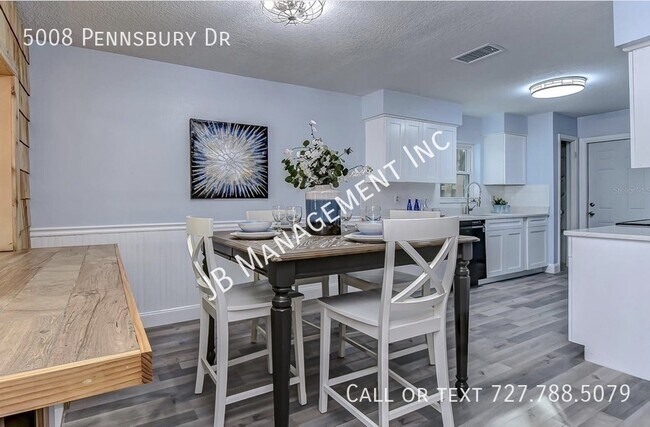 Building Photo - 5008 Pennsbury Dr