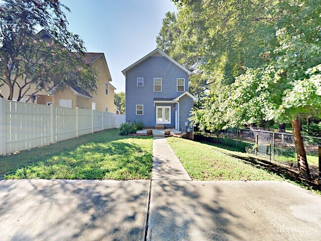 Building Photo - 7839 Baylis Dr