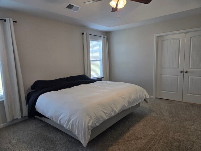 Building Photo - 135 Texas Black Way