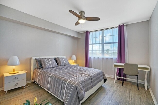 Building Photo - 1801 N Flagler Dr