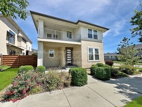 Building Photo - 2784 S Trailwood Way