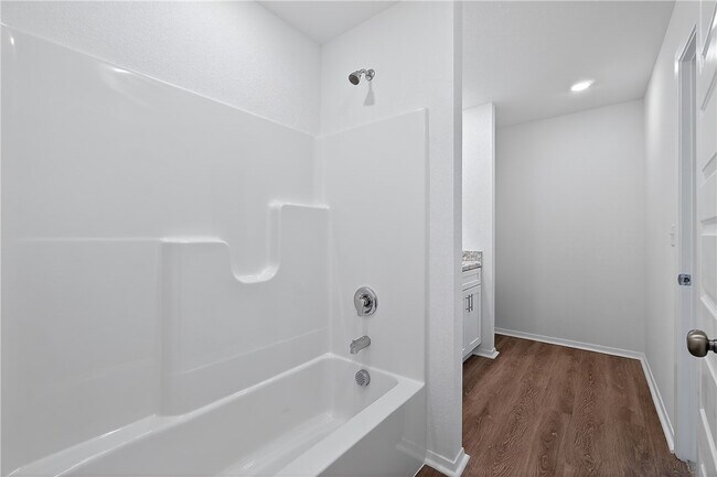 Building Photo - 6802 SW Dignity Ave