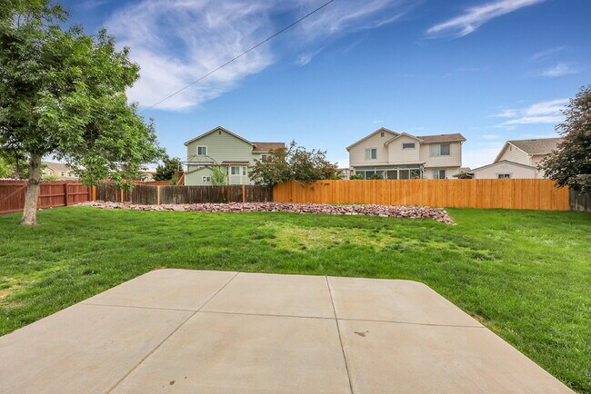 Building Photo - $2,800 - 4 Bed, 3.5 Bath Home in CO Spring...