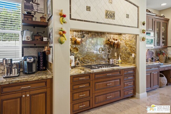 Building Photo - 104 Azzuro Dr