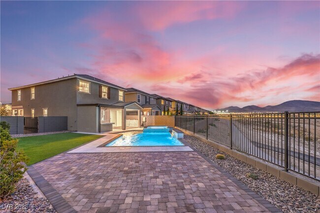 Building Photo - 2457 Padulle Pl