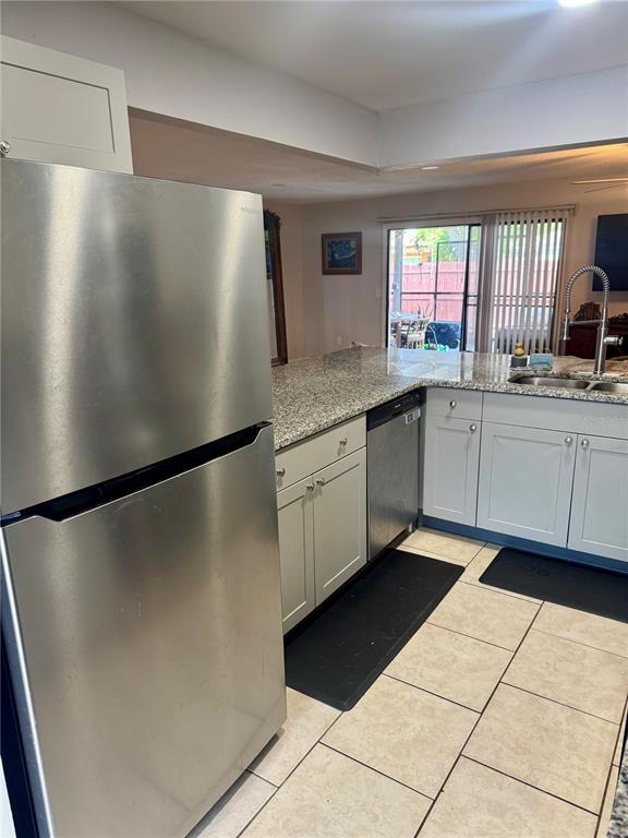 Building Photo - 2379 Flamingo Way