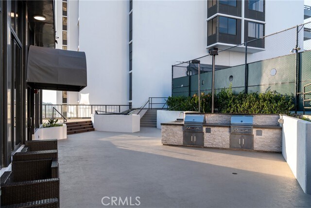 Building Photo - 345 Pioneer Dr