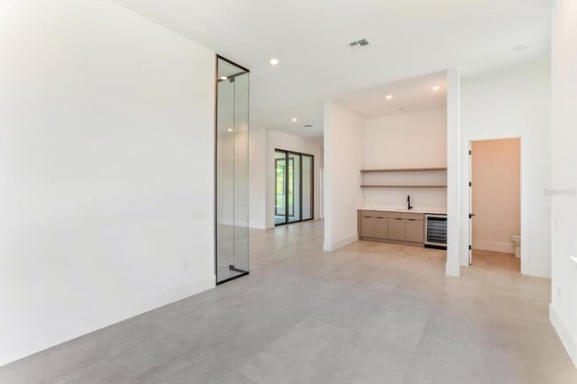 Building Photo - 16825 Bolsena Dr