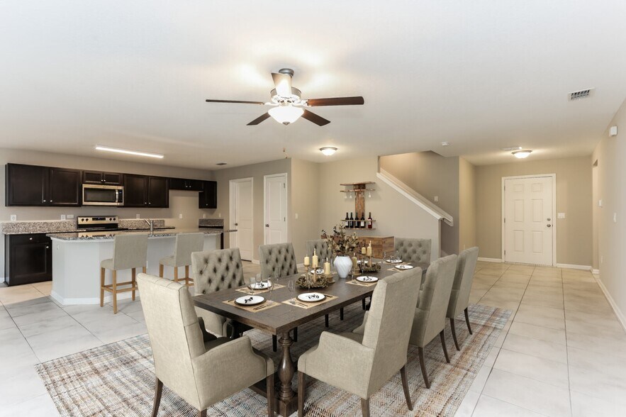 Building Photo - 9099 Open Fld Rd