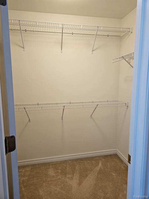 Building Photo - 264 Village Way S