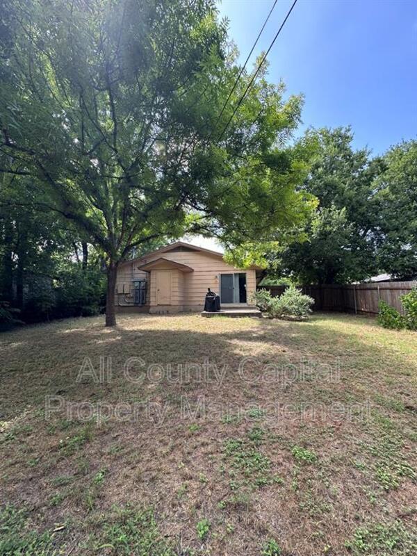 Building Photo - 7709 Meadowview Ln