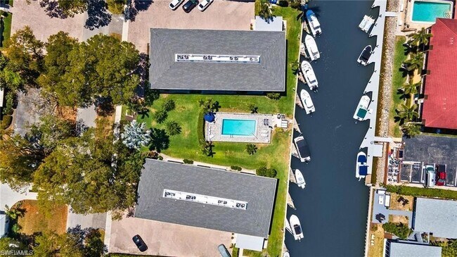 Building Photo - 1417 Chesapeake Ave