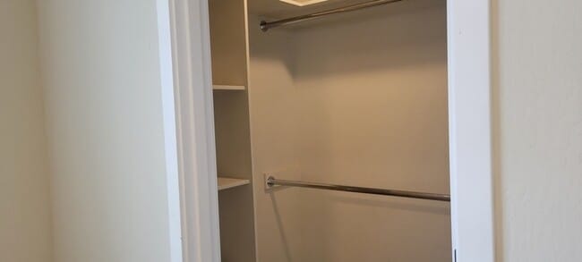 Building Photo - 108 SW Little Meadow Ln