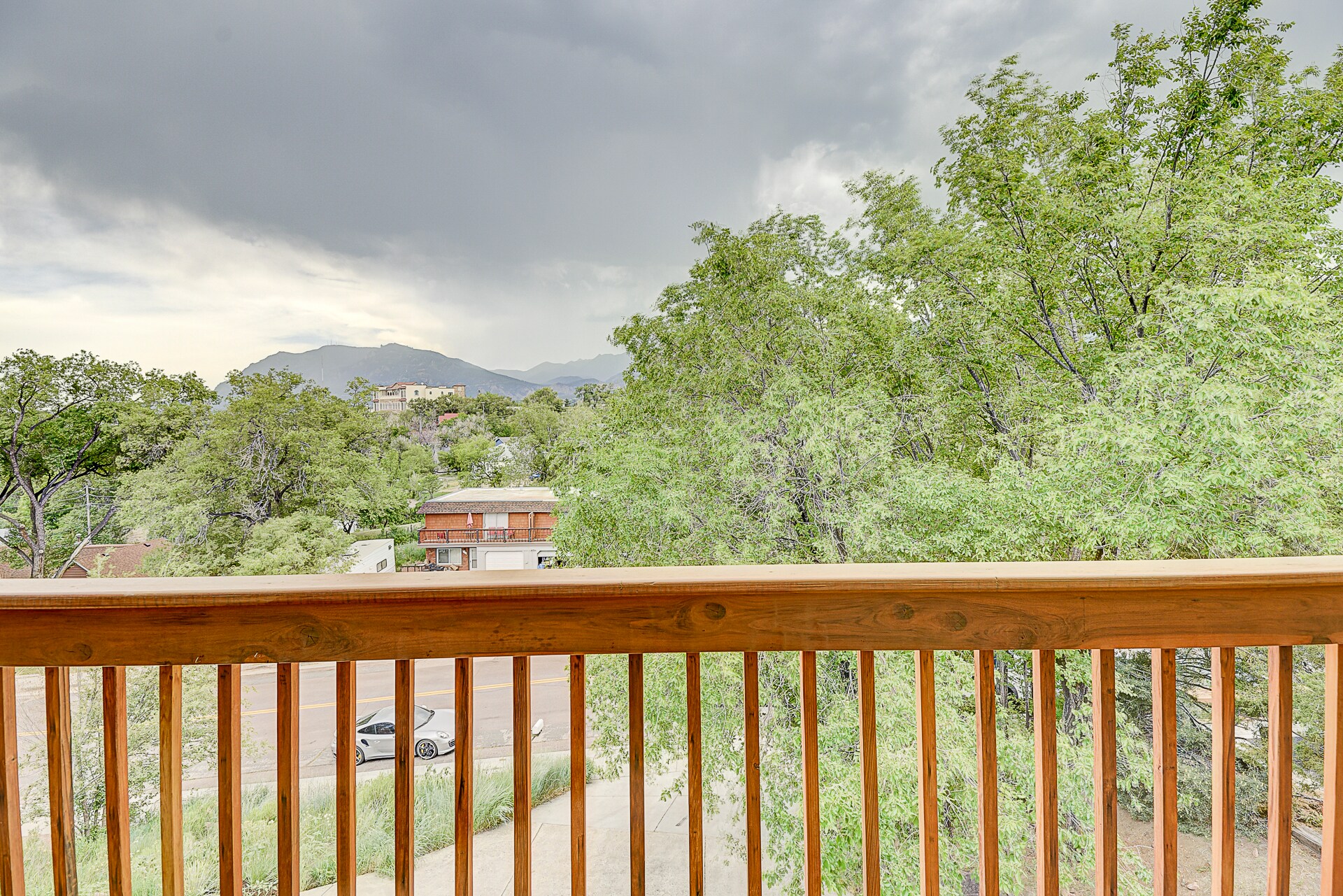 Building Photo - 619 Manitou Blvd