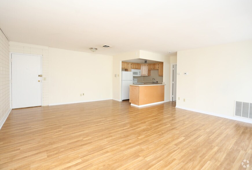 Westgate Apartments 2 Pearl St Woburn MA 01801 Apartment Finder