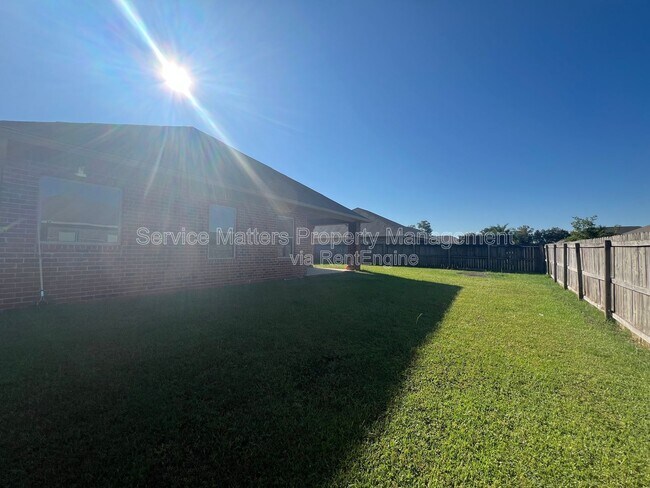 Building Photo - 5951 Palermo Dr