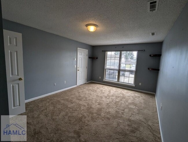 Building Photo - 215 Bridgemont Way