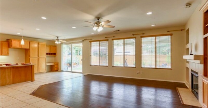 Building Photo - 1027 Lyra Way