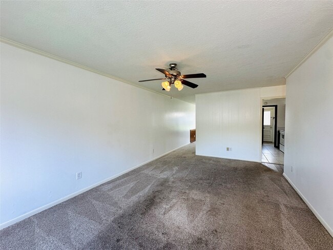 Building Photo - 1011 Mccall Ave