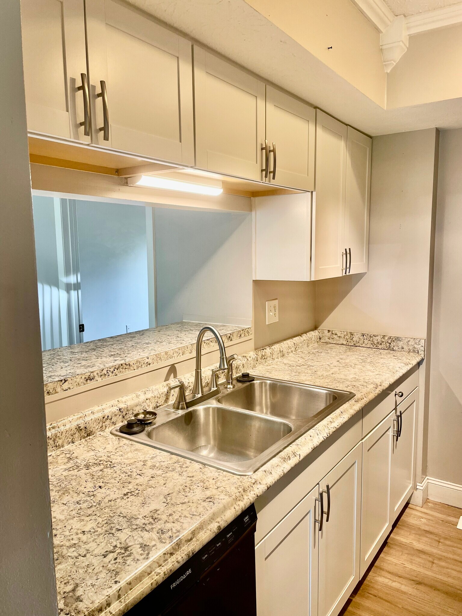 Building Photo - 5042 Magnolia Blossom Blvd