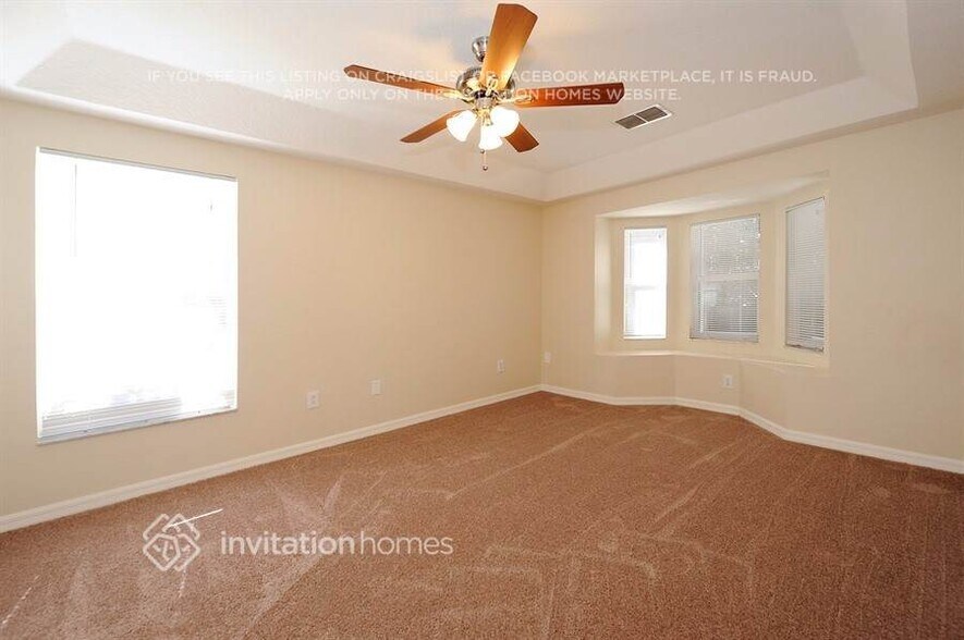 Building Photo - 6144 Skylarkcrest Dr