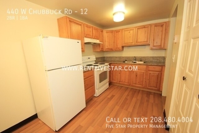 Building Photo - 440 W Chubbuck Rd