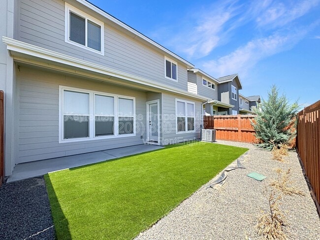 Building Photo - 6346 S Rohanna Wy
