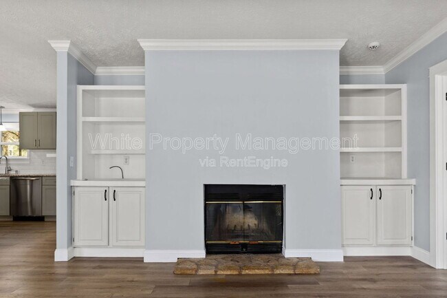 Building Photo - 326 Belton Ave