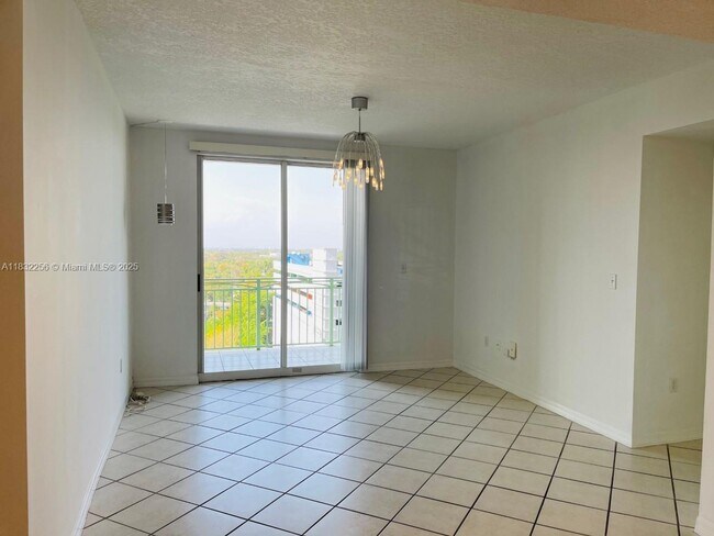 Building Photo - 3500 Coral Wy