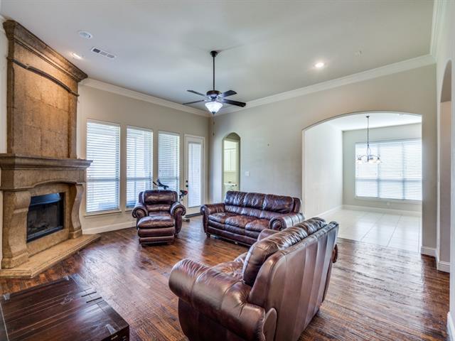 Building Photo - 1811 Marshall Dr