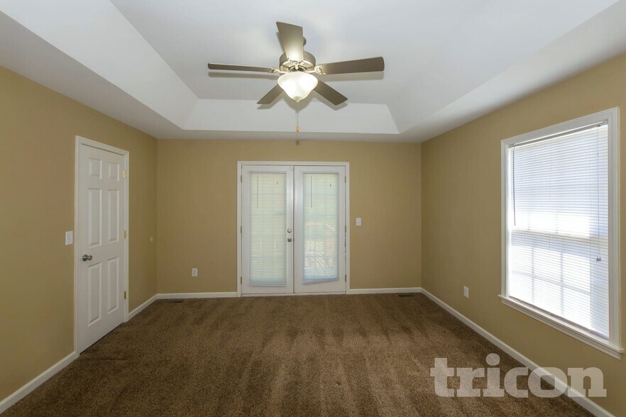 Building Photo - 125 St Andrews Pl Dr