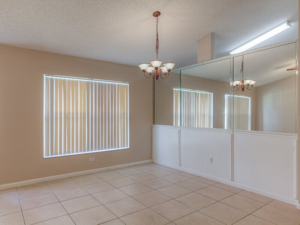 Building Photo - 2765 Falcon Crest Pl