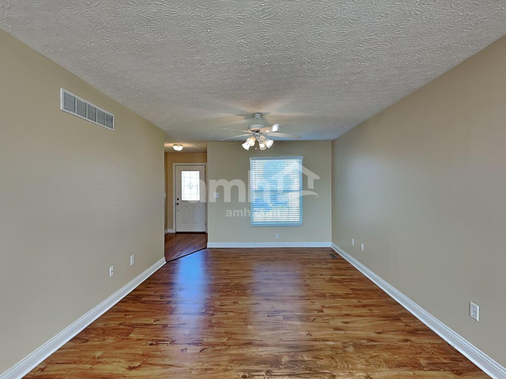 Building Photo - 10408 Lynchburg Dr