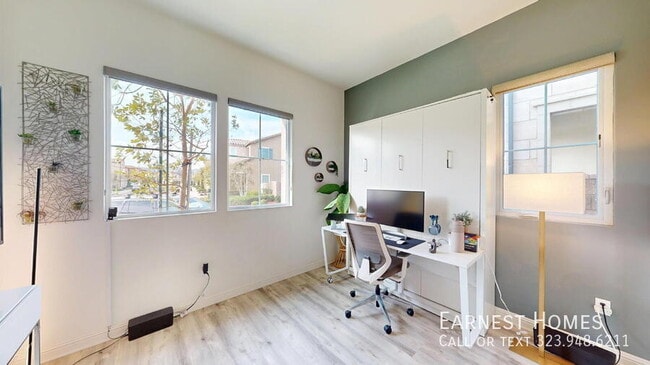 Building Photo - 20607 W Chestnut Cir