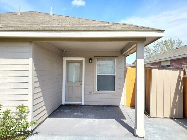 Building Photo - 19119 Mission Fort Ln