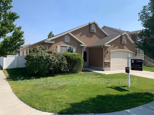 Building Photo - 312 Greenwich Dr