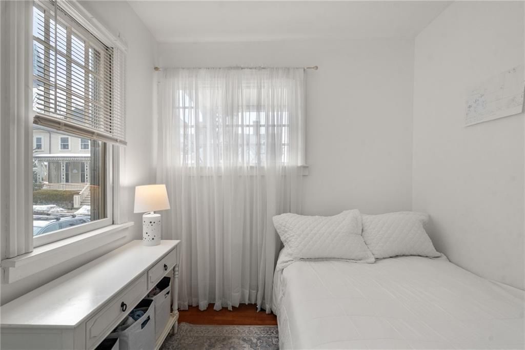 Building Photo - 34 Bull St