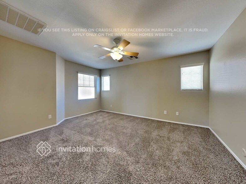 Building Photo - 2611 E Bart St