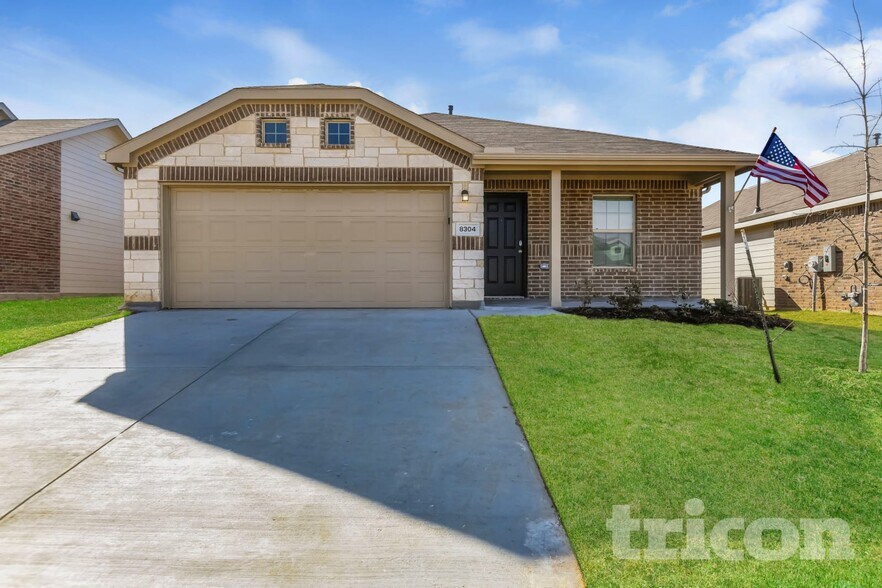 Primary Photo - 8304 Bell Rdg Ln