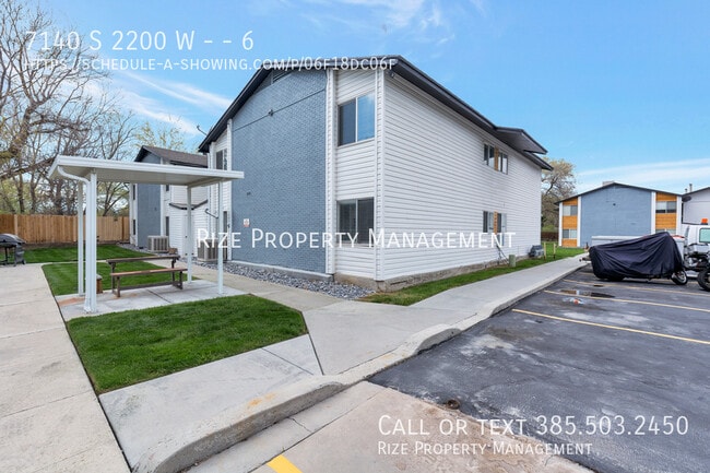 Building Photo - 7140 2200 W