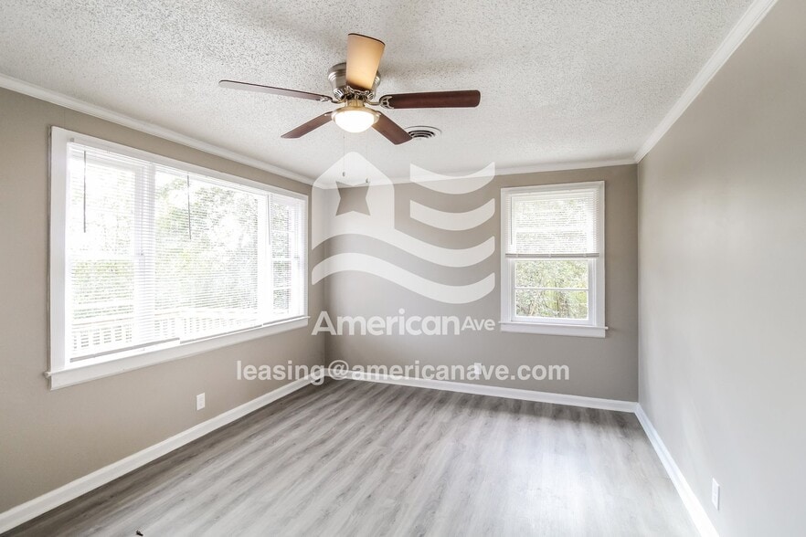 Building Photo - 3452 Doster Way